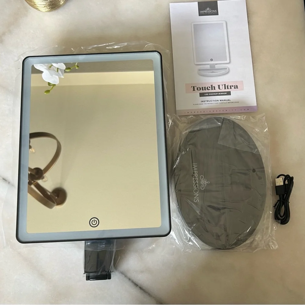 Touch Ultra LED Lighted Vanity Mirror with Touch Sensor - Black Frame NIB💋🪩
